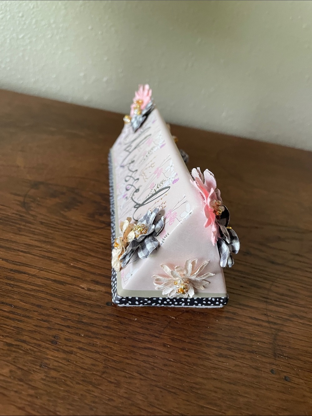 Blessed Ceramic 2-Sided Plaque Embellished with Little Fabric Flowers - Picture 4 of 8